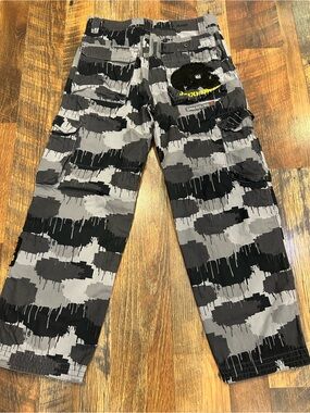 Vintage Black & Gray JNCO Cargo Shorts